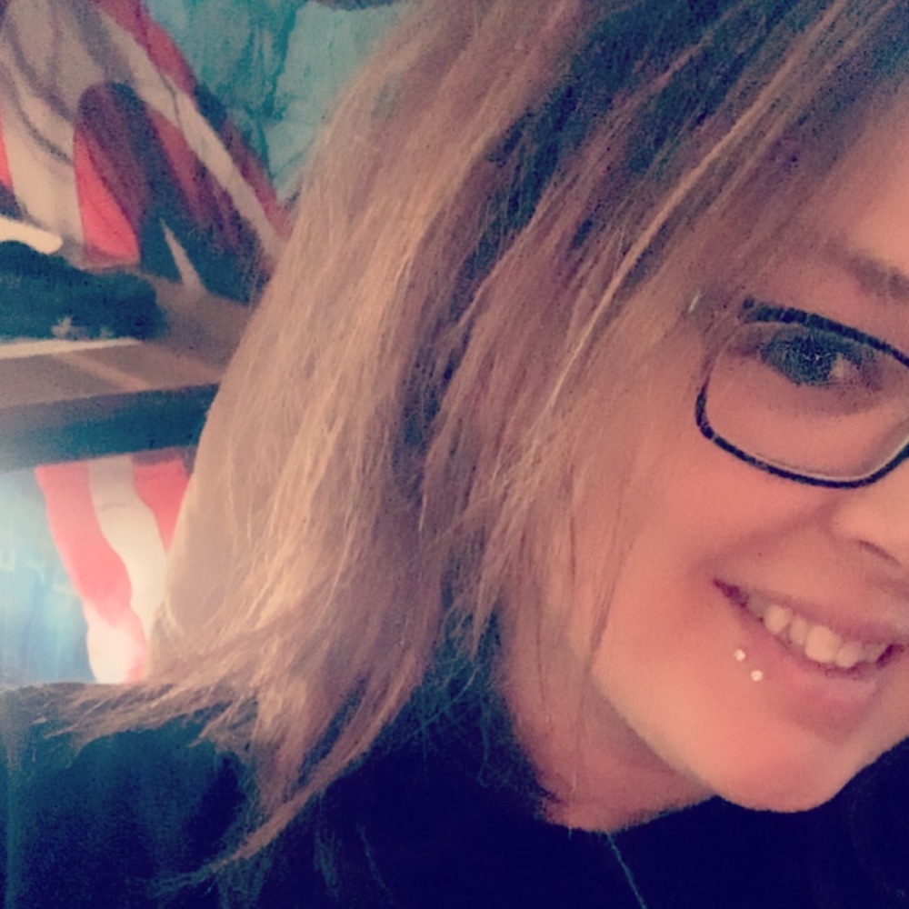 Meet your posher Erica!!
